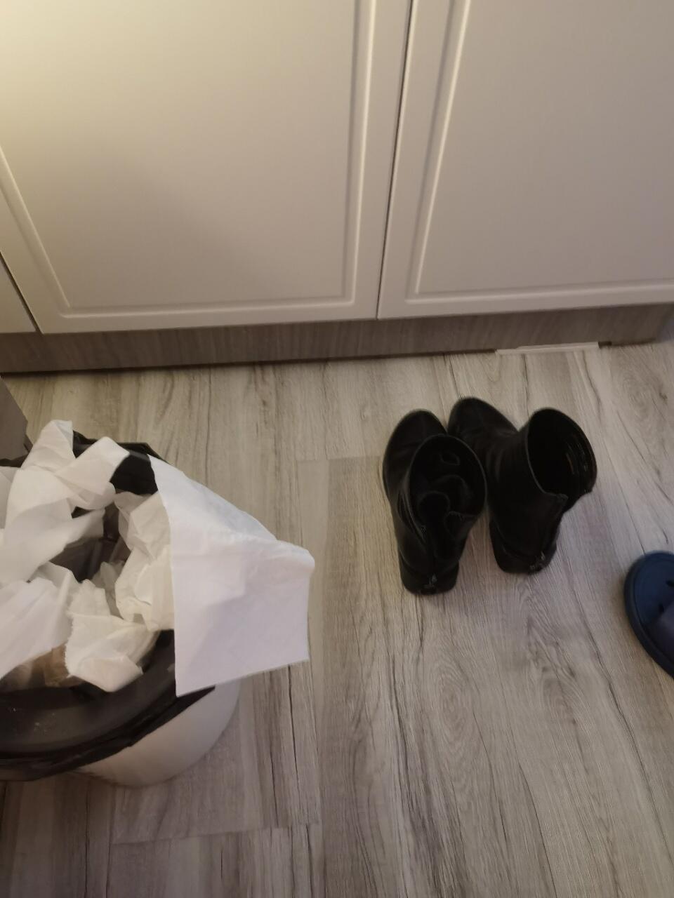 来自乡镇教师的小快乐，其实喜欢的只是身体，对其人和性格一点不喜欢，所以有些草草了事