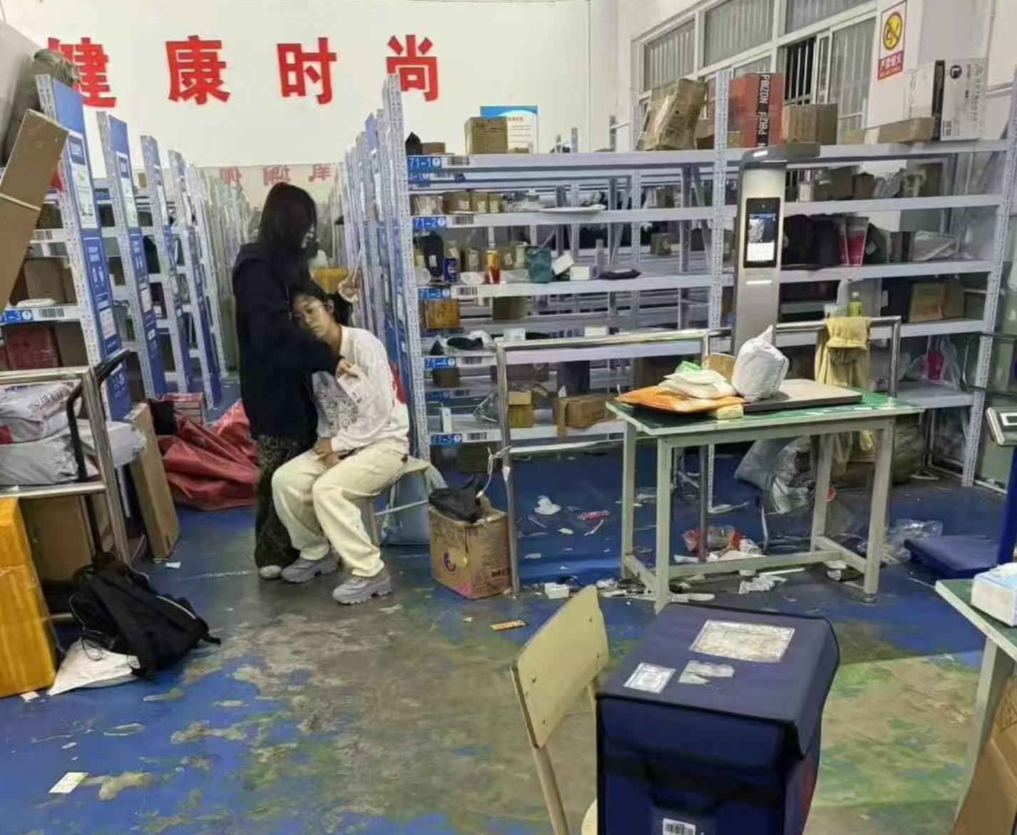 无锡工艺职业技术学院砍人事件11V 学生徐加金持刀伤人 现场版视频混剪