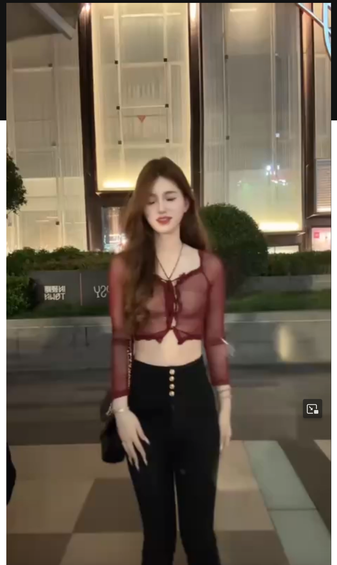 独家曝光郑州昇达经贸管理学院大一学生郝斐 被前男友曝光，将自拍视频曝光出来