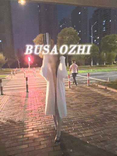 “我现在强的可怕 路过的狗我都能勾引do上两下，勾引单男给老公直播”⚡反差又性感御姐女神