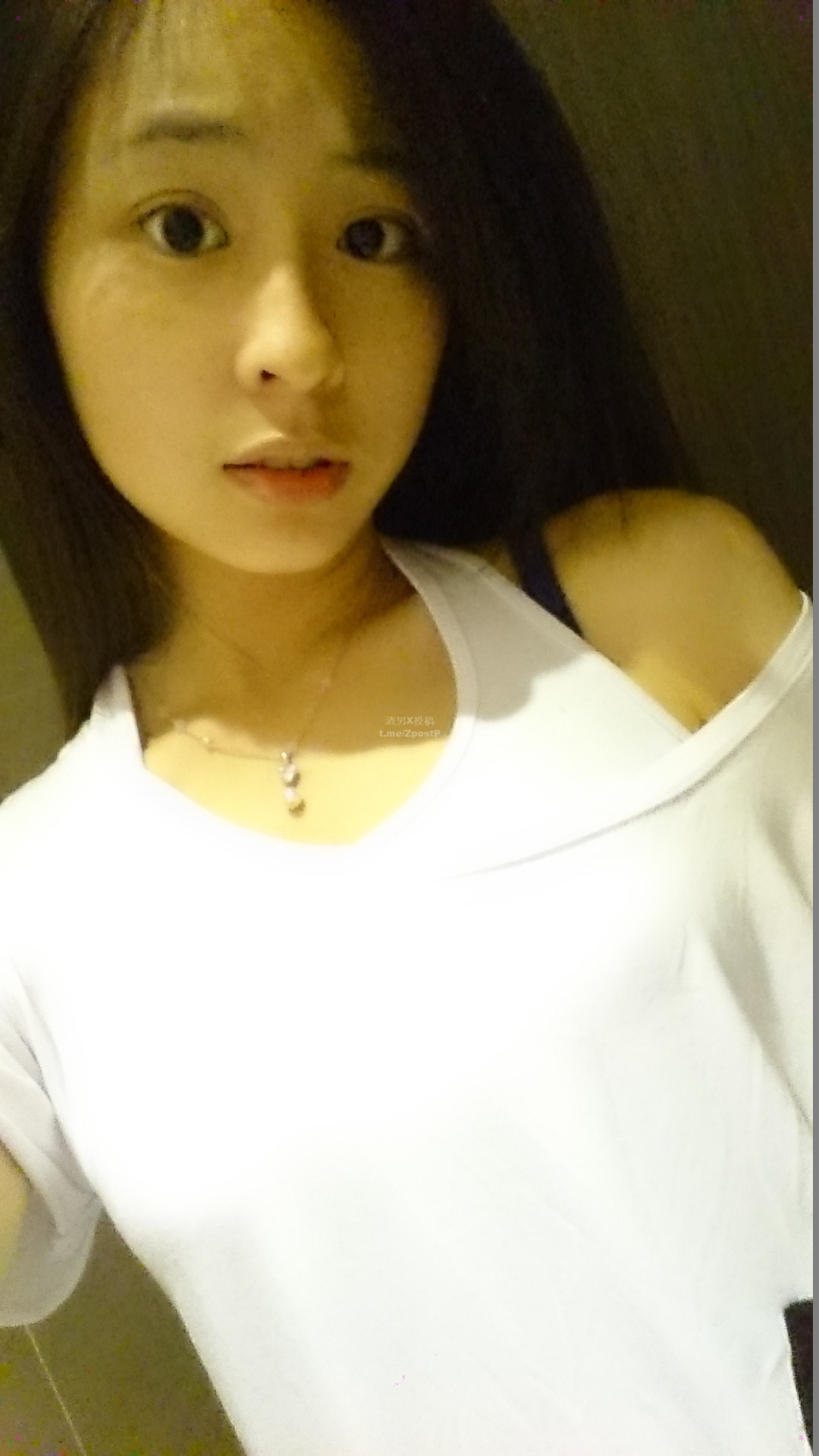 喜欢被颜射的清纯大眼学生妹⭐许淳婷⭐大量淫荡私拍遭曝光⭐纯纯的小反差婊