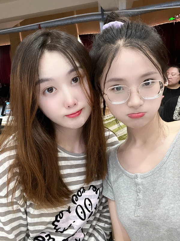 外表清纯小仙女温柔反差小骚货 调教露出肛塞尾巴束缚 紧致粉嫩小穴湿粘淫汁 被当成妓女一样狠狠羞辱蹂