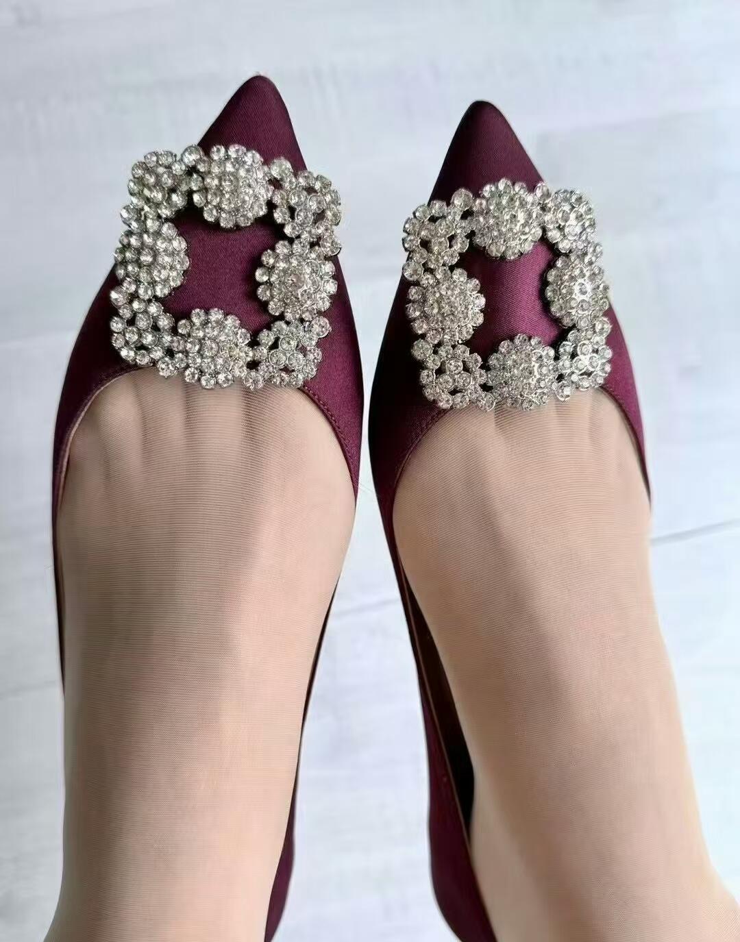 丝袜隐约的诱惑