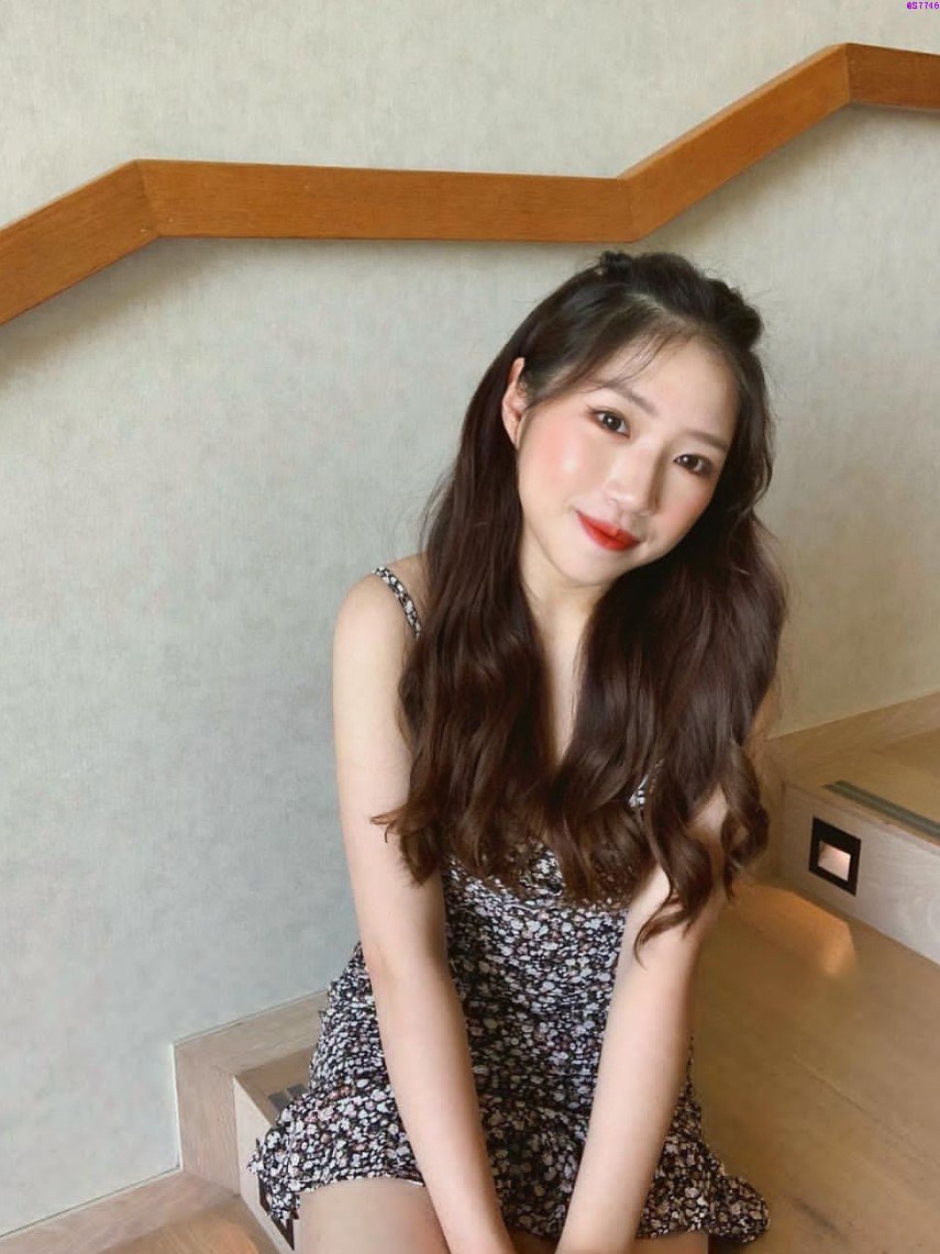 在 IG 上约到的小网红,够骚