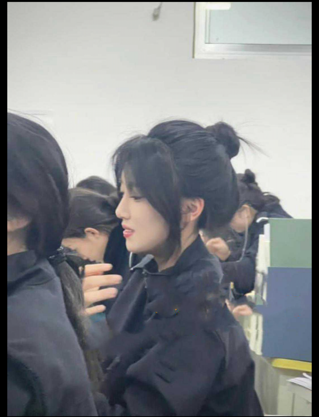 山东司法警官学院的 李艺 高颜值警校生 知法犯法 假期卖淫被男友曝光