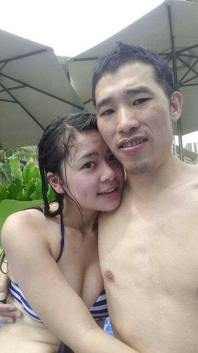 年轻可爱女生给建筑公司老板当情人，旅游自拍流出