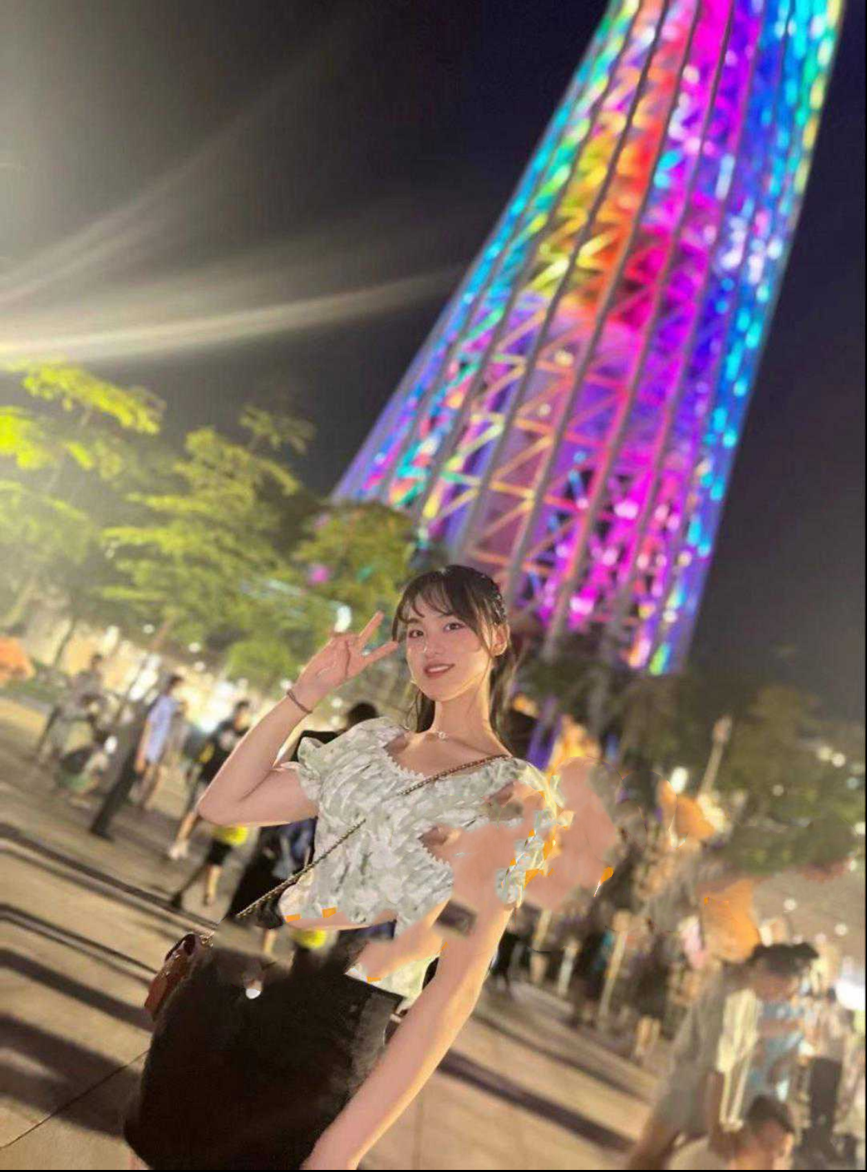 广州白云区 某机构舞蹈老师 与男友相爱日常存网盘不慎泄露