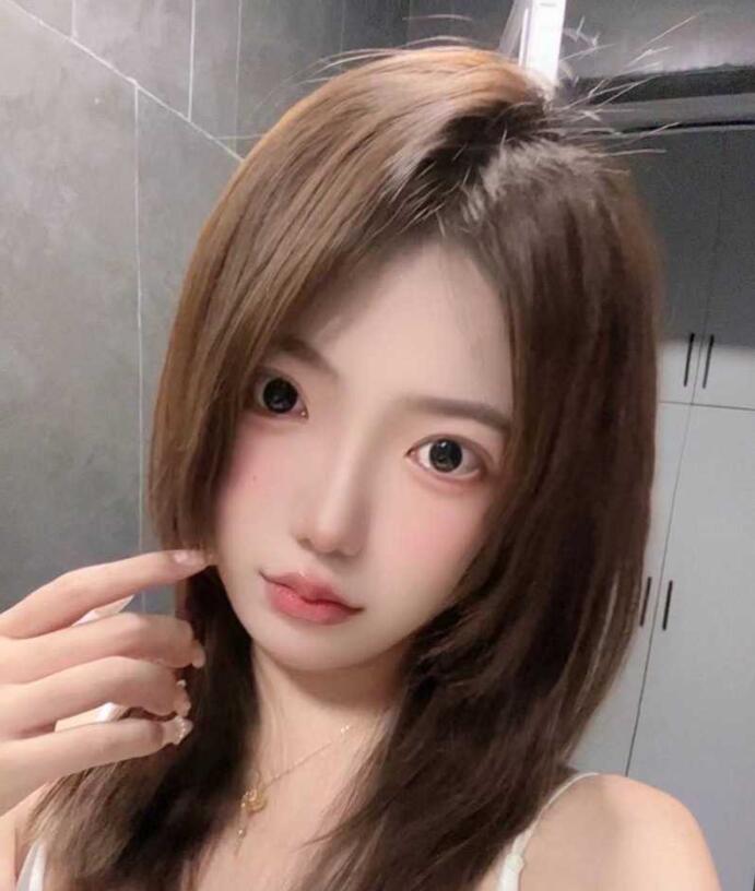 女研究生炮友劳逸结合放松时间榨精充能!