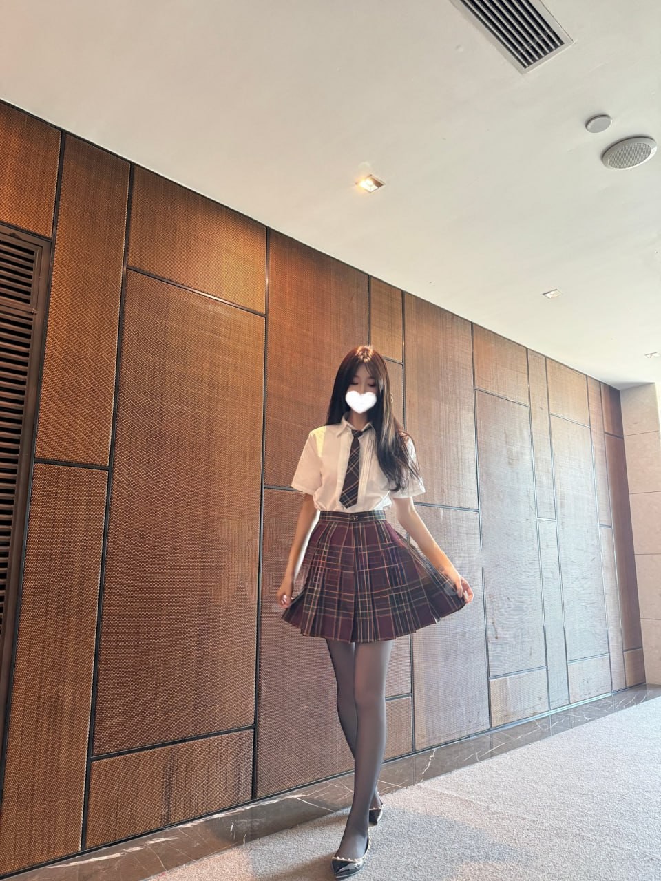 失恋或者暗恋你放不下的那个人，早就成为别人的小母狗了