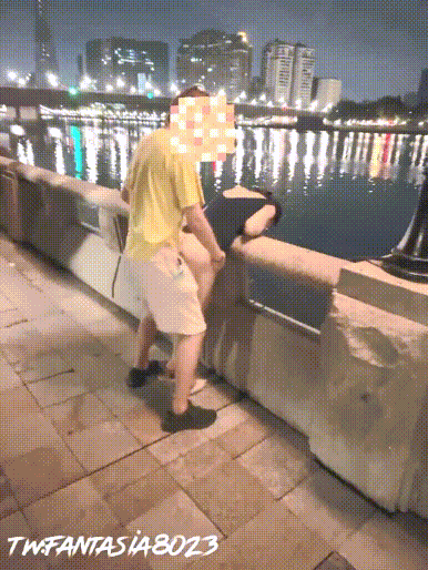 反差在校人妻教师 被绿帽老公送给单男当成鸡巴套子 在校是端庄人民教师 私下是一只发情的骚婊母狗