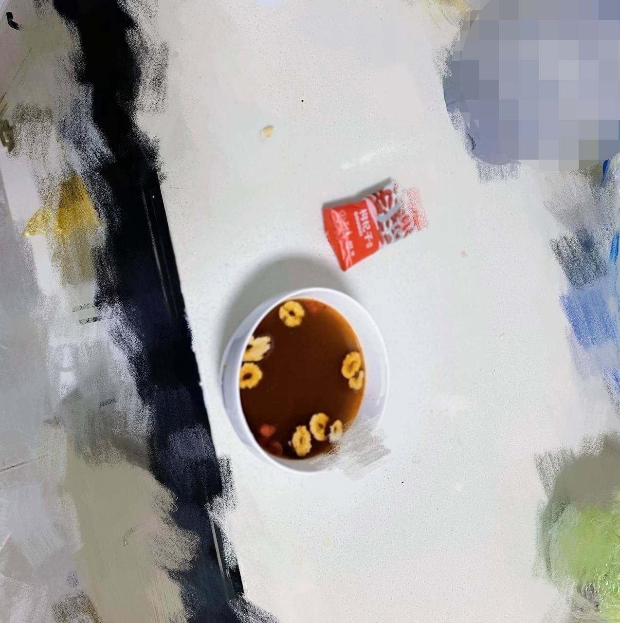 最新超强姐弟乱L灌醉表姐爆插 喝酒被灌晕趁机操瘫表姐 G罩杯巨乳黄金比例身材附生活照