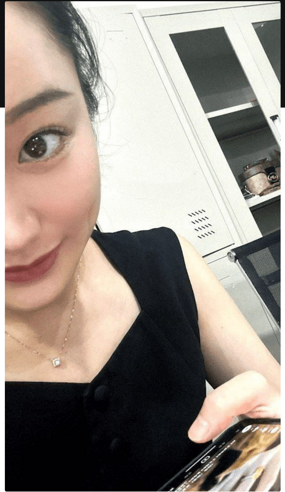 星河地产常州公司总经理吴健和销售主管刘语娇 售楼处办公司玩6P 突发心梗死亡 现场6P视频曝光