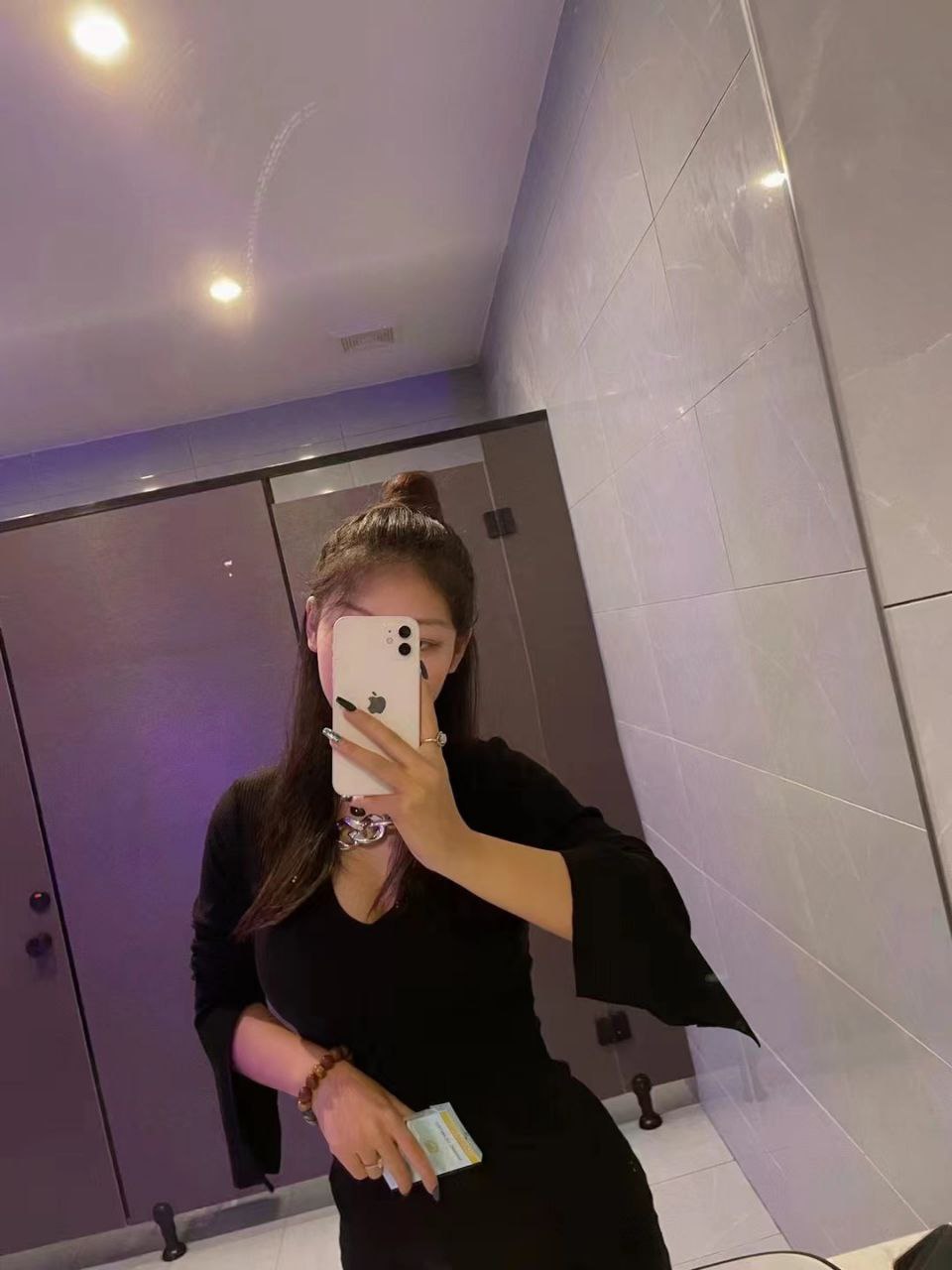 人见人爱的反差婊爆光墙