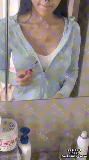 被爸爸狠狠的深喉 一想到我在学校还是某人的白月光 就好羞耻好兴奋是怎么回事 彻底成了爸爸的精液母狗了