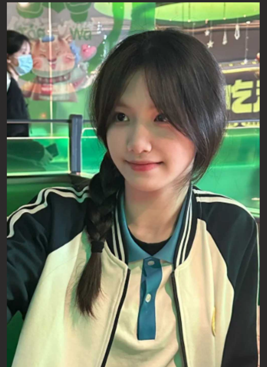 四川达州铭仁园高仲男老师跟学生在办公室调情 女学生亲吻男老师现场视频曝光