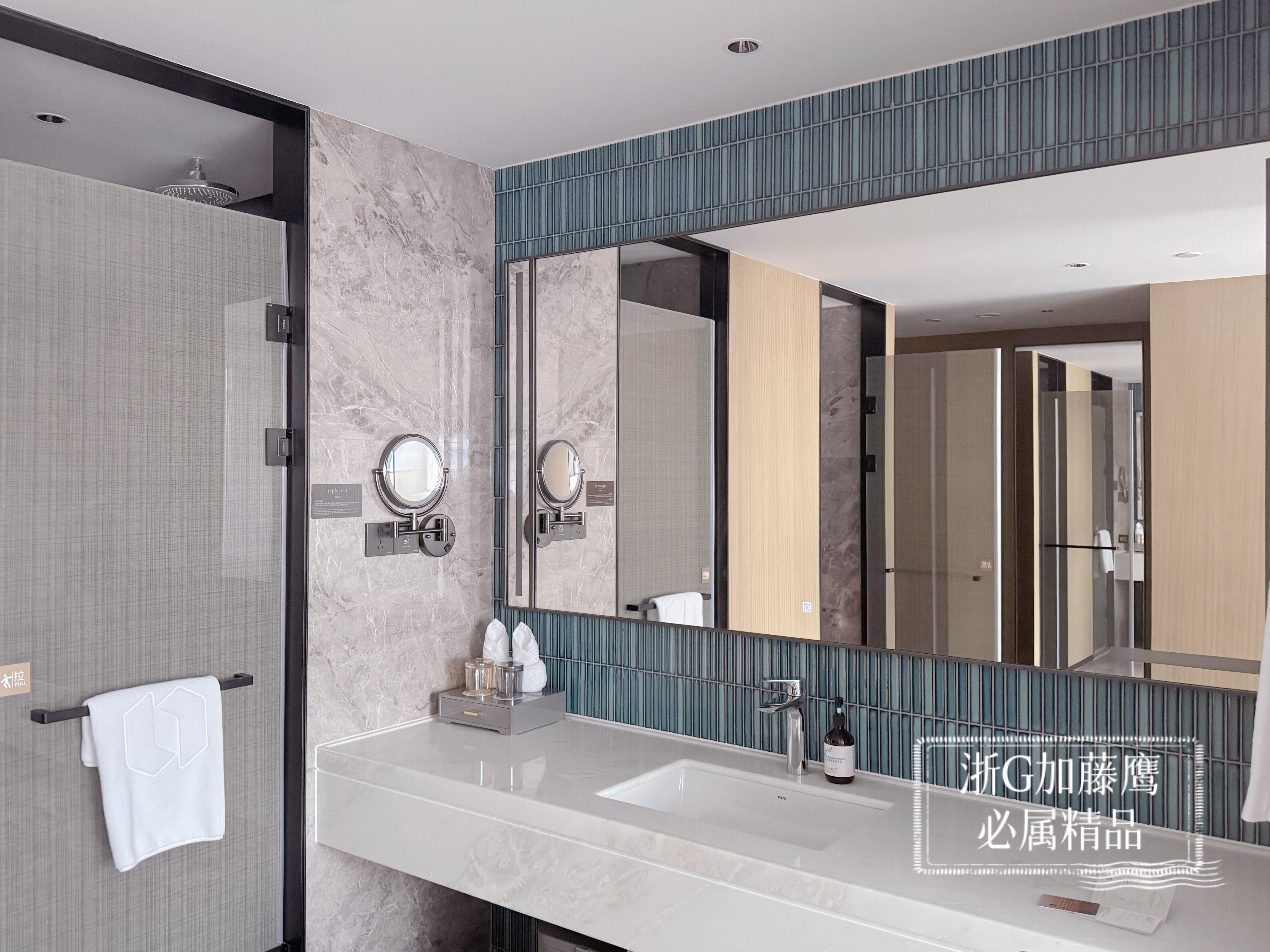 肛交过程以及心得体会，高跟鞋踩男M，丝袜足交