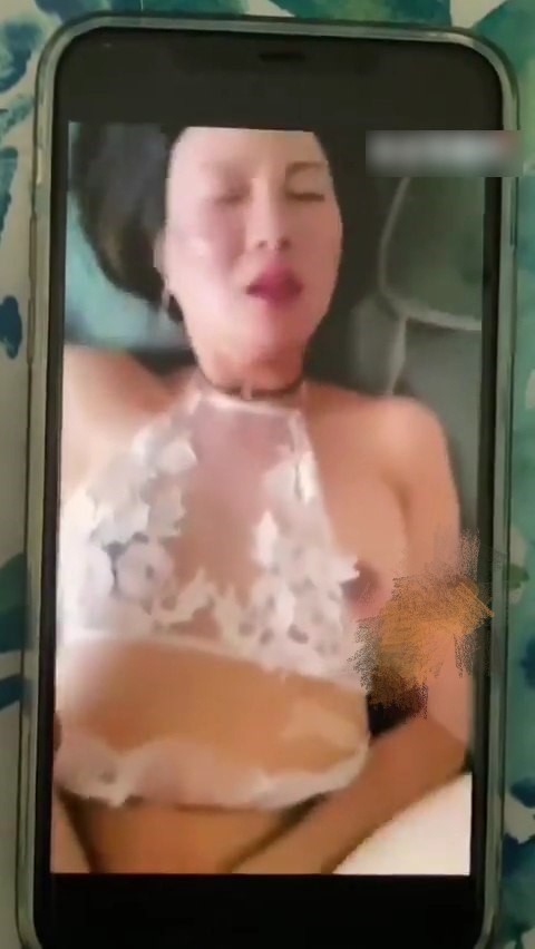 原贵州黔南州已下马女州长 钟阳 有58名固定男宠！和10个男人大战视频曝光 喜欢别人叫她妈妈！