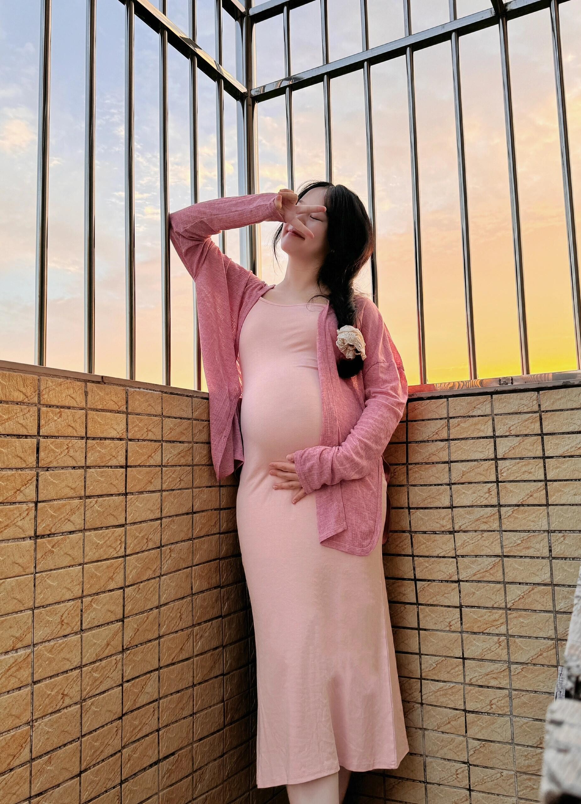 那些爱自拍的孕少妇们