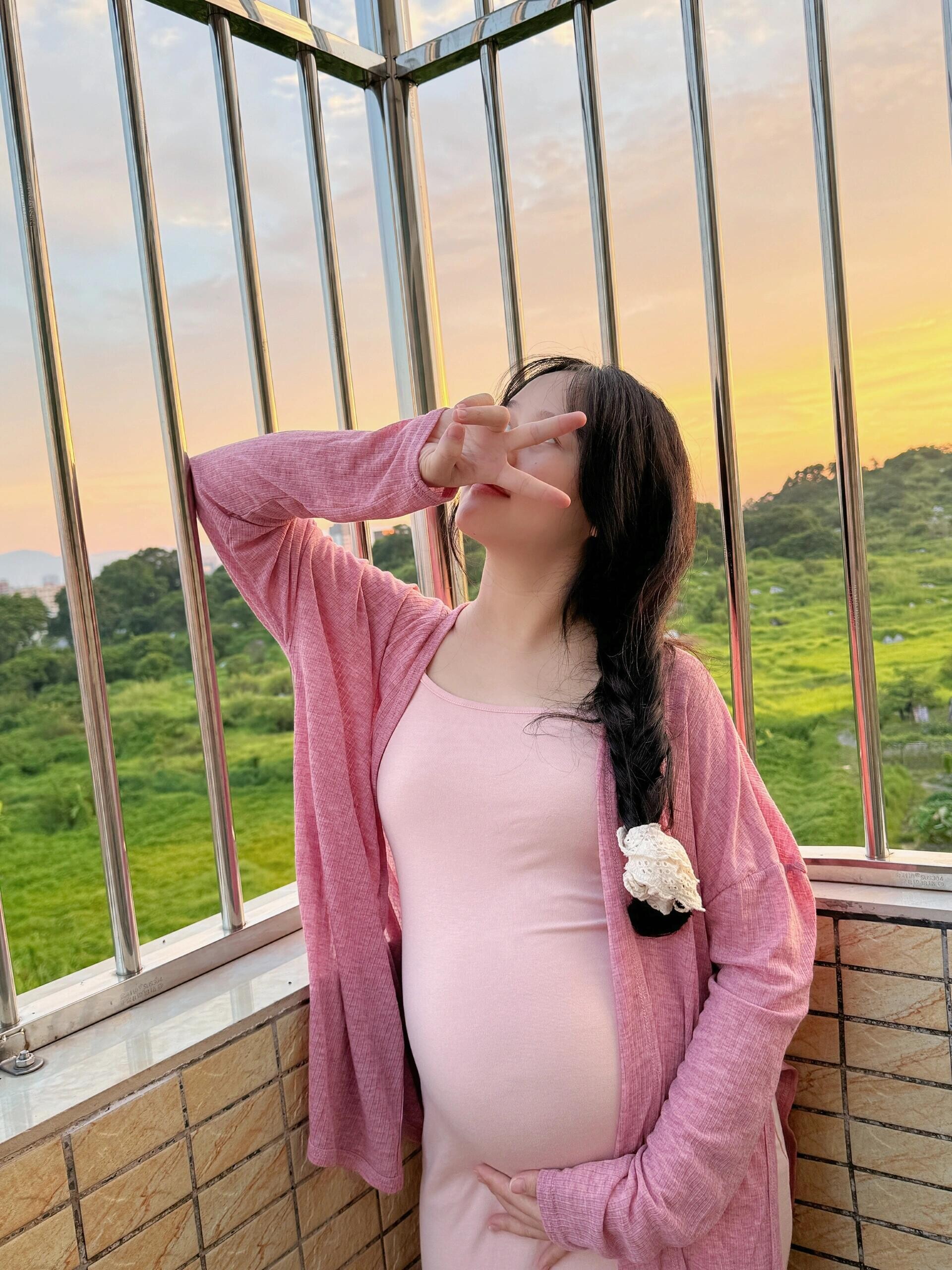 那些爱自拍的孕少妇们