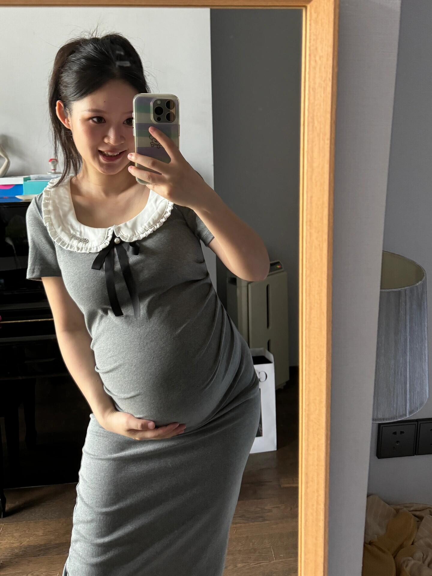 那些爱自拍的孕少妇们