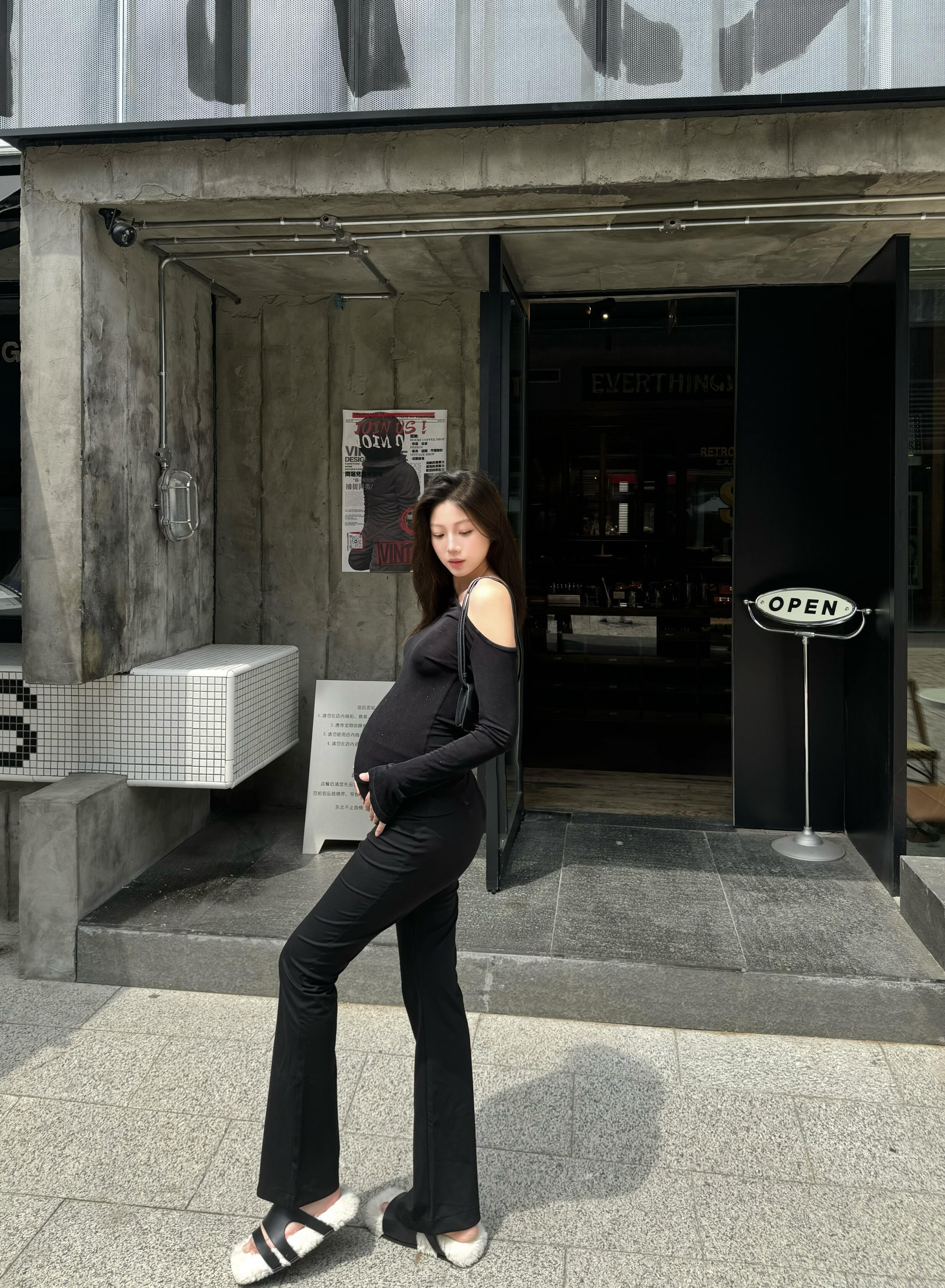 那些爱自拍的孕少妇们