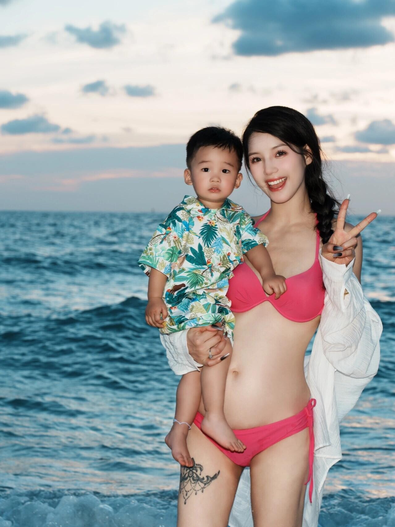 那些爱自拍的孕少妇们