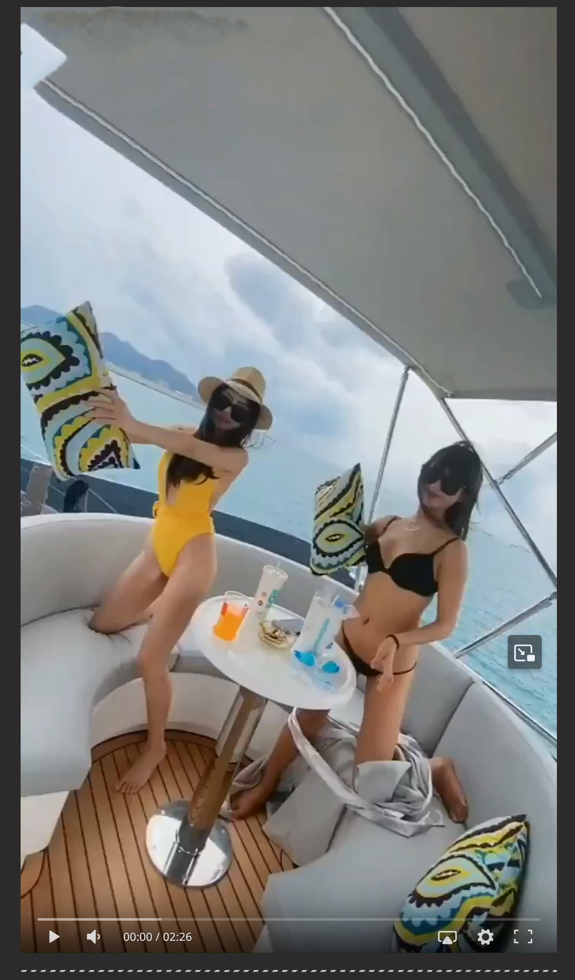 游艇淫趴会 海南游艇多人淫趴 上船活泼有力 下船双股颤颤！