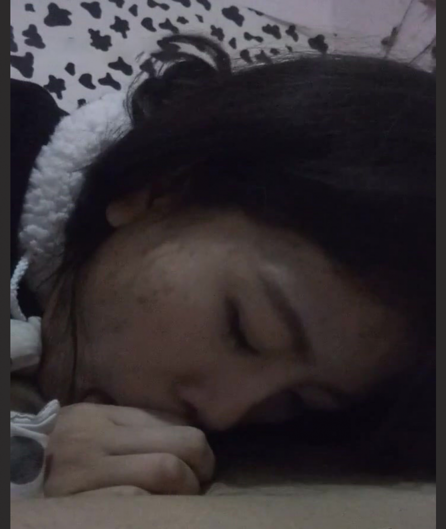 济南女大学生玲子被男友调教成荡妇！野战 公交车上口交怎么刺激怎么来