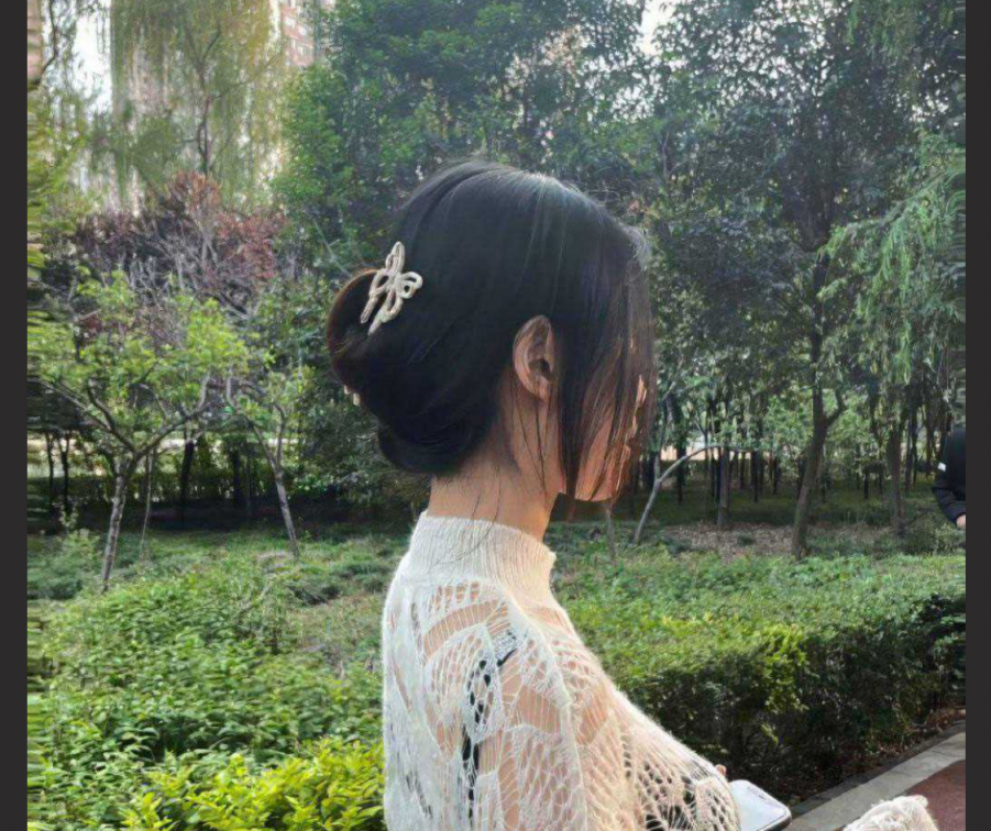 少妇健身房出轨富二代健身教练！你精心照顾的自行车 别人站起来蹬～