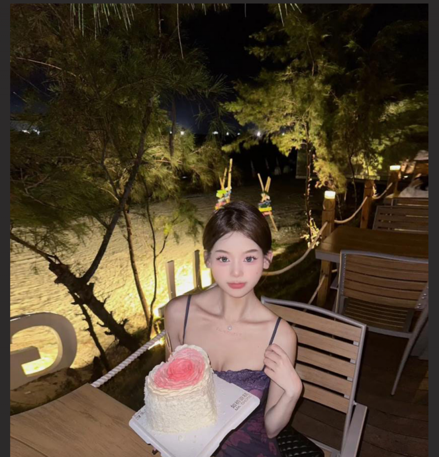 广东东莞夜场女dj刘晓露被曝给钱就能干！交男朋友当提款机！没有好处话都懒得说～