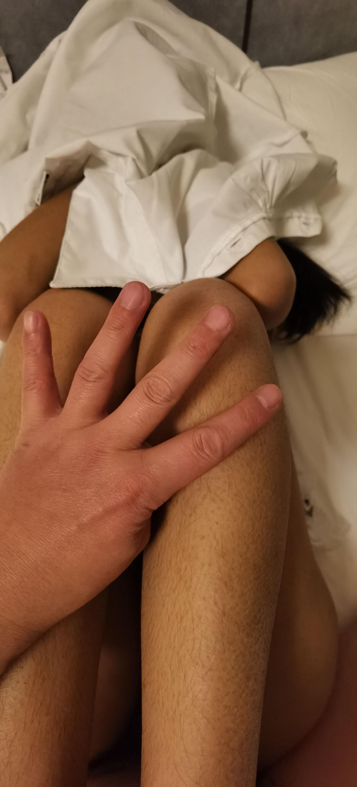 大年初三，分开六年早已为人妻人母的前女友