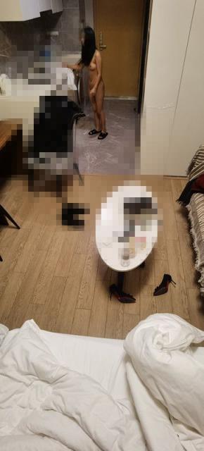 大年初三，分开六年早已为人妻人母的前女友