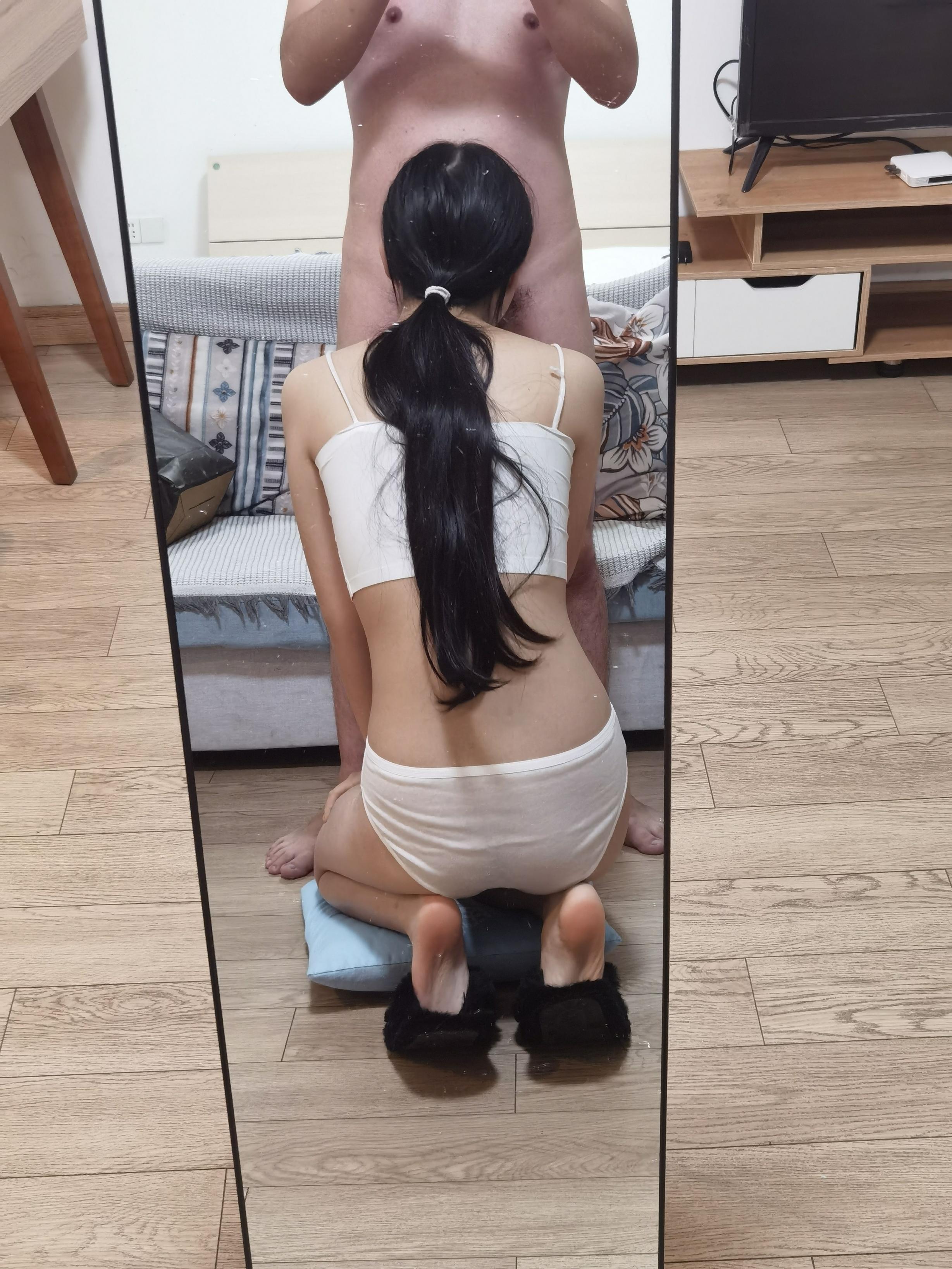 在我软磨硬泡下,终于媳妇首秀