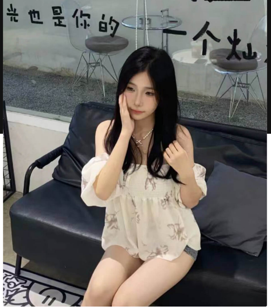 10块钱不止能看B 还能操逼！广东18岁女生10块卖逼照 成都骚女10块钱真心话大冒险车震