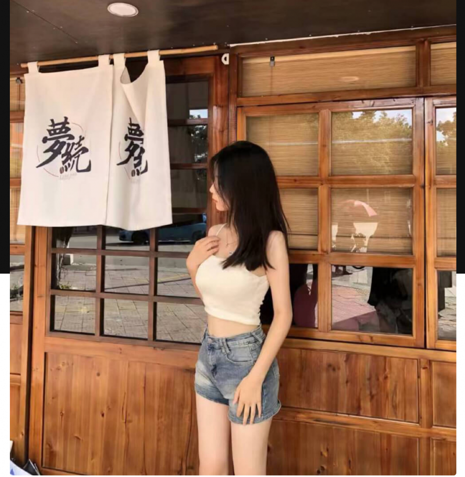 10块钱不止能看B 还能操逼！广东18岁女生10块卖逼照 成都骚女10块钱真心话大冒险车震