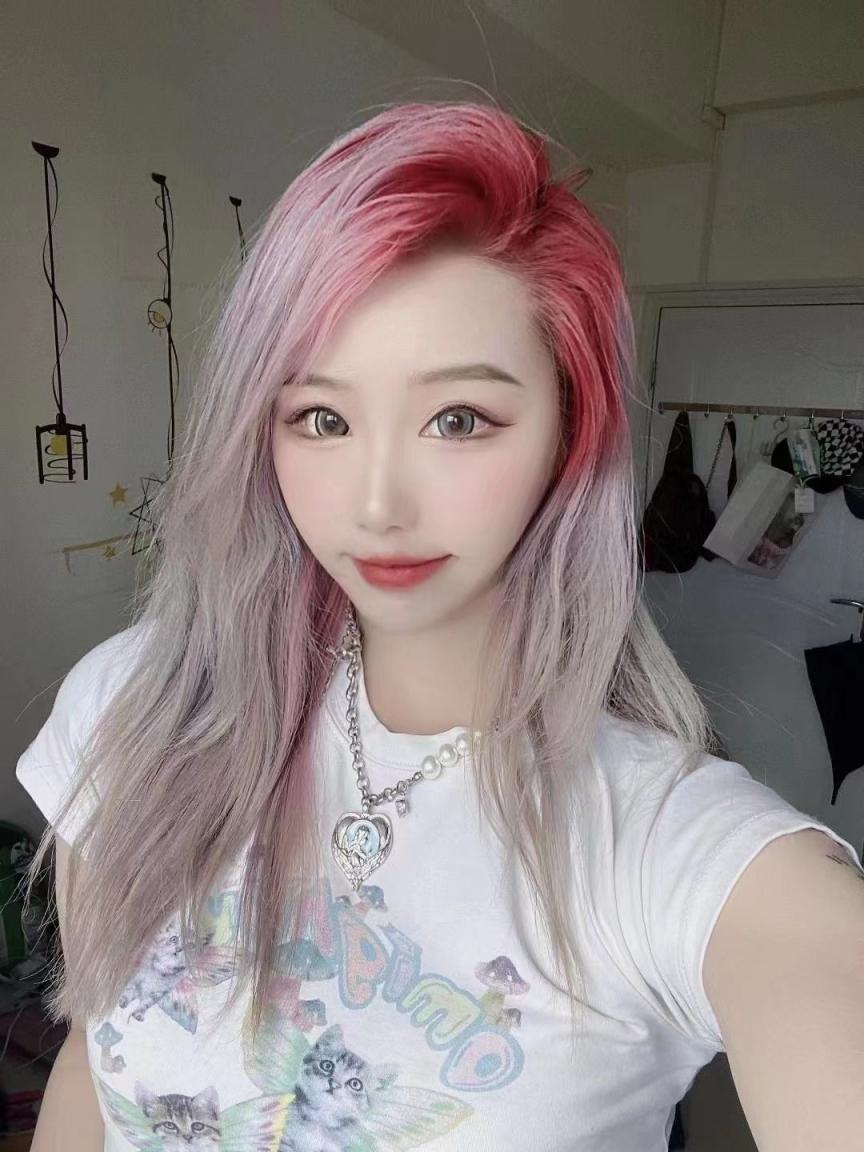 分享一个武汉的摄影圈妹子