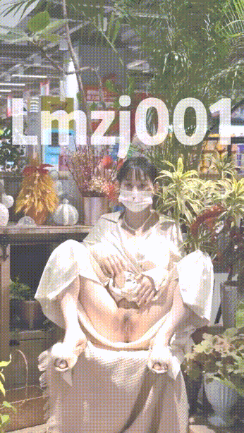 两个小哥哥不停的干我，老公就在一旁看着，真的好爽，这比健身消耗卡路里⚡开放婚姻绿帽夫妻