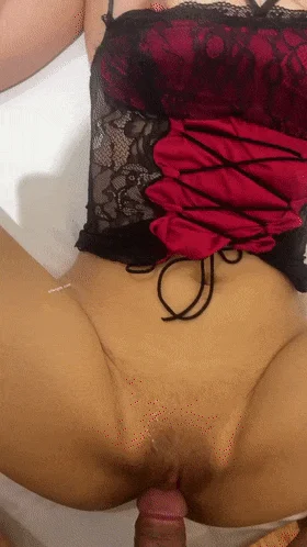 收割良家美女众多，都有生活照对比，海量美女，一次性大放送，推荐