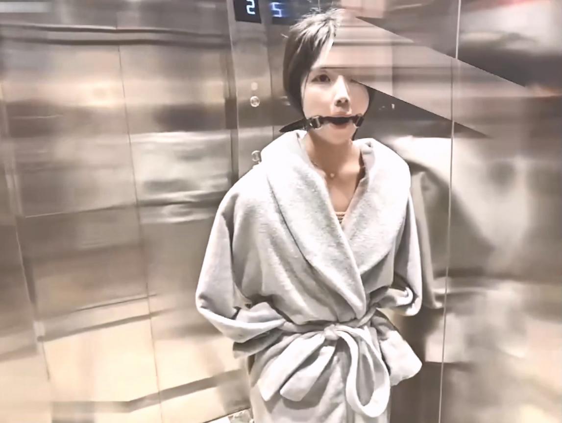 电梯里的KS训练和马路旁露台调教！激发高颜值极品超嫩萝莉M属性，后入中出绝叫高潮