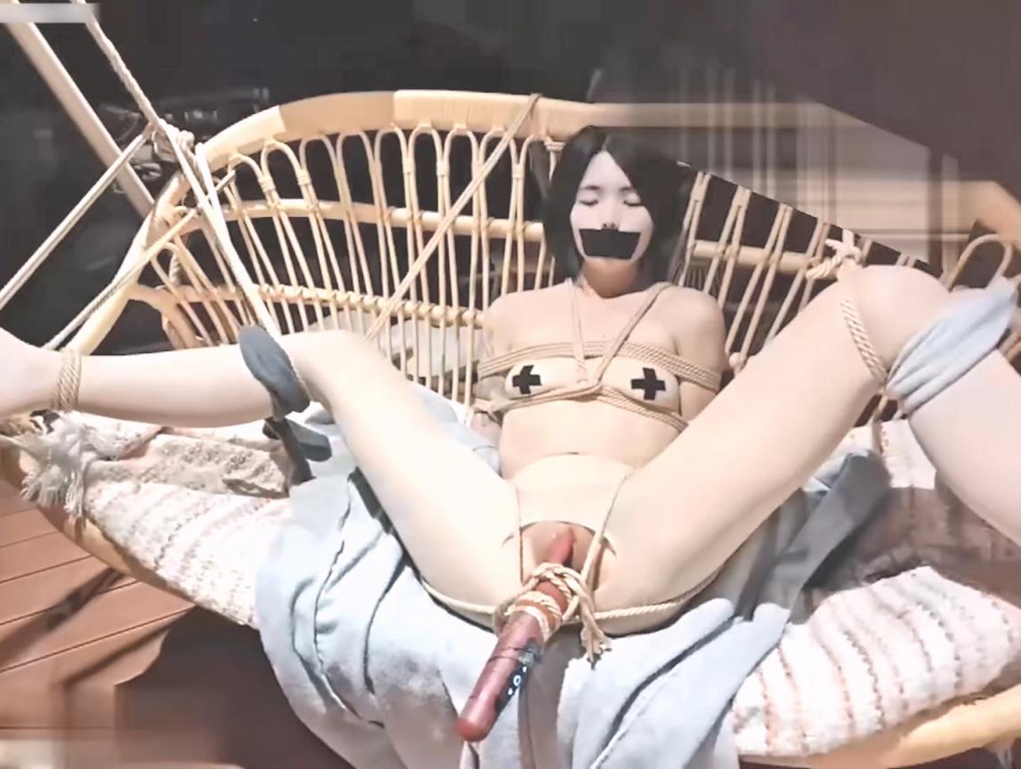 电梯里的KS训练和马路旁露台调教！激发高颜值极品超嫩萝莉M属性，后入中出绝叫高潮