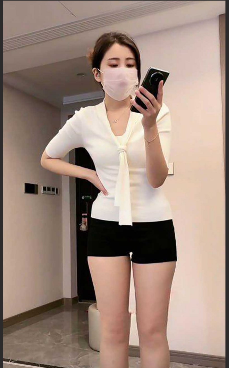 河北一汽大众网红主播 小小张 白天卖车晚上豹纹热舞火辣身材一览无余 金主包养的性感福利姬