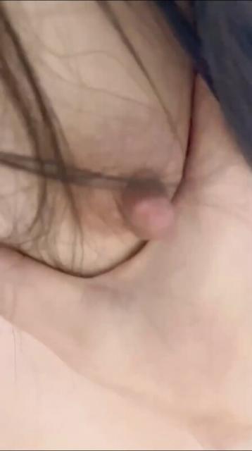 母子乱伦❤️身材超好小妈偷情被儿子知情，趁着做瑜伽换衣摸小穴威胁做爱，欲火焚烧插入秒射天啊