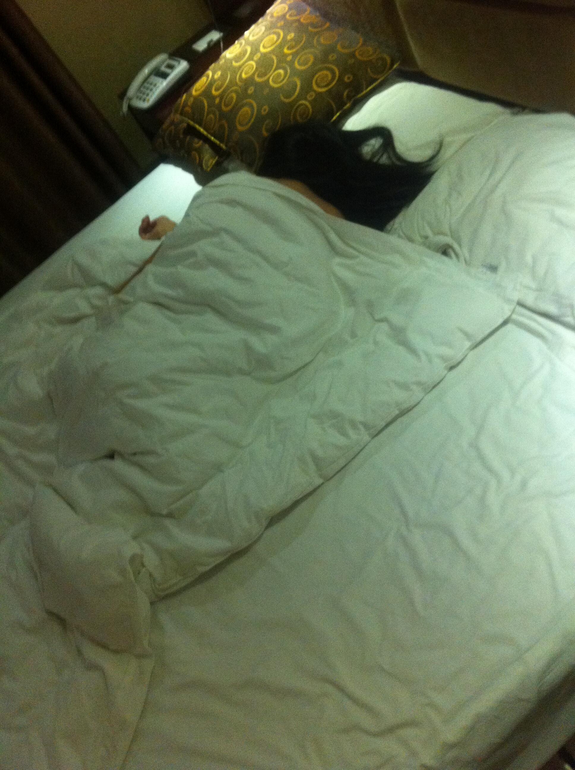 我最牛逼的经历，坐大巴把乘客干了，下午认识晚上开干