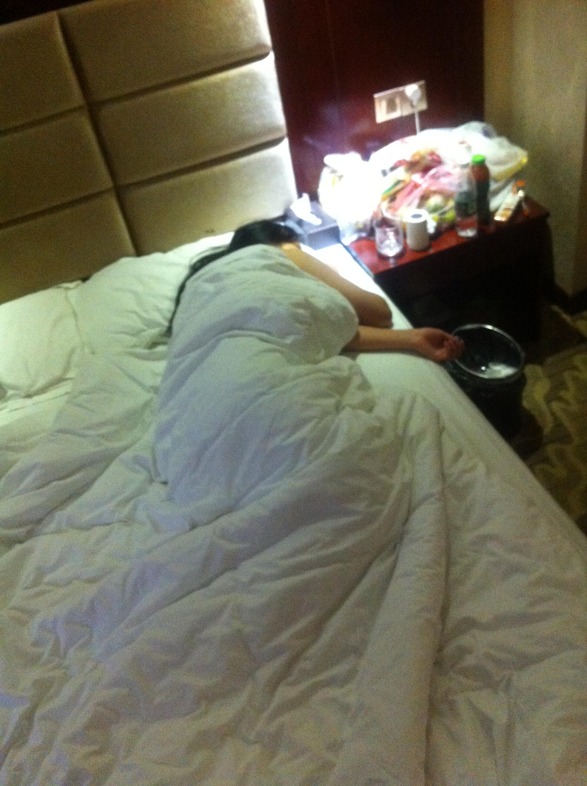 我最牛逼的经历，坐大巴把乘客干了，下午认识晚上开干