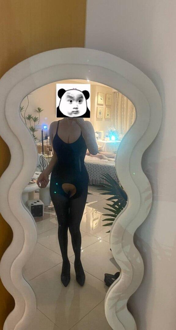 那一瞬间居然对亲姐有生理反应