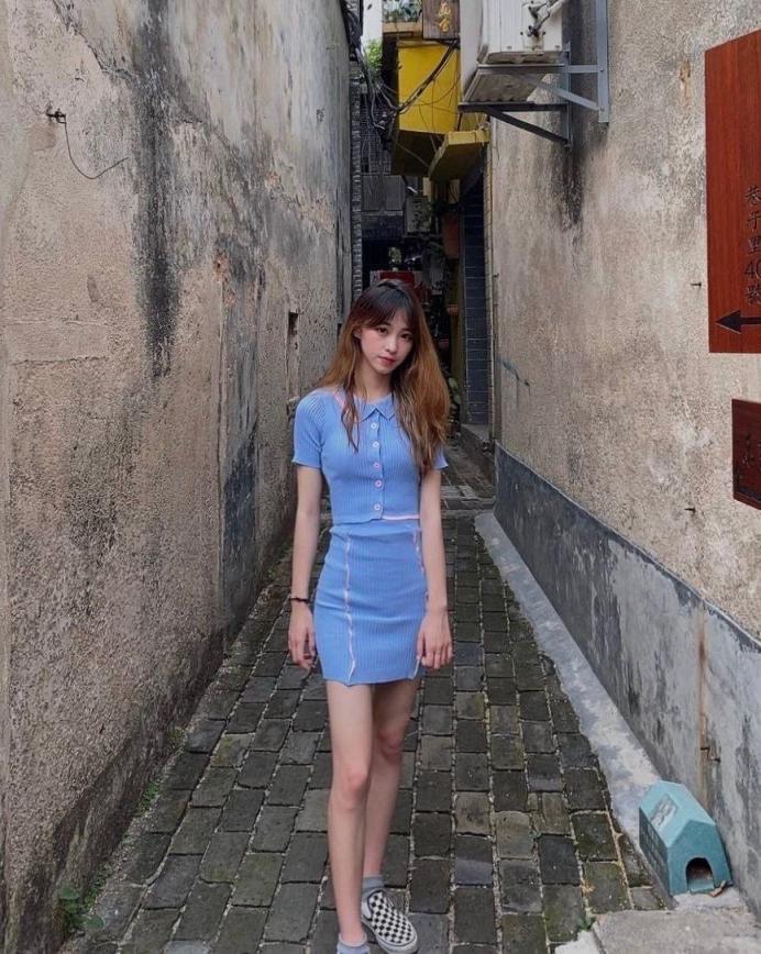 河南 郑州已婚少妇  网吧打游戏勾搭上的  口活好、骚穴紧，高潮来的快