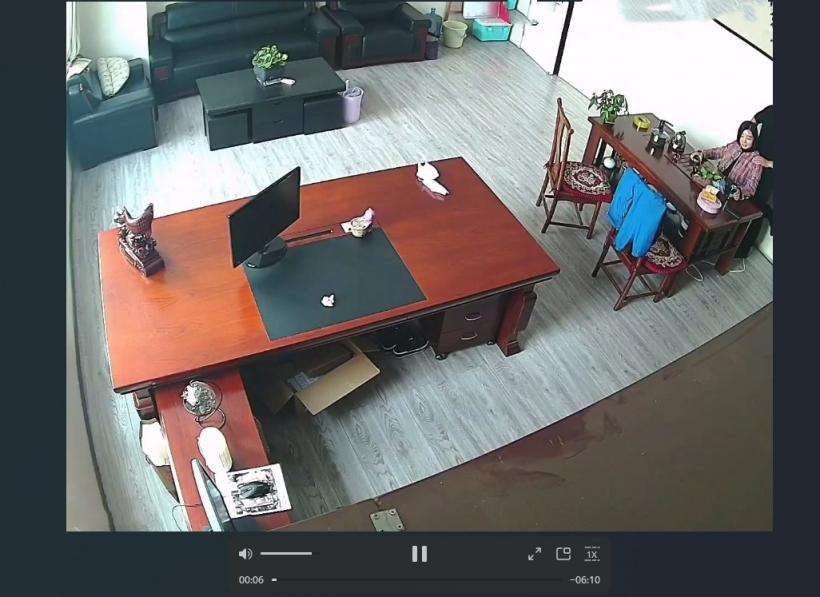 河北某妇女主任办公室偷情忘关摄像头 高颜值妇女主任被按在沙发上花式爆操 10分49秒