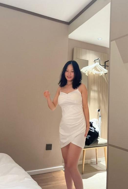 河南开封【哺乳期少妇】不守妇道，哺乳期间背着老公和前男友野战偷情，视频遭曝光实锤！