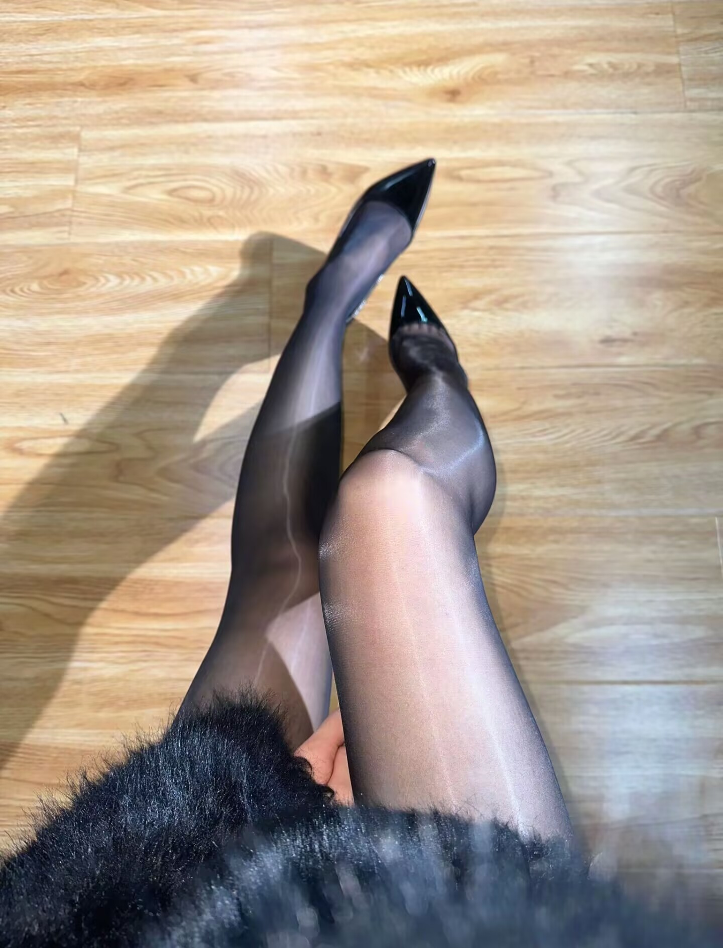 天气晴娇妻被操后又发情足控诱惑