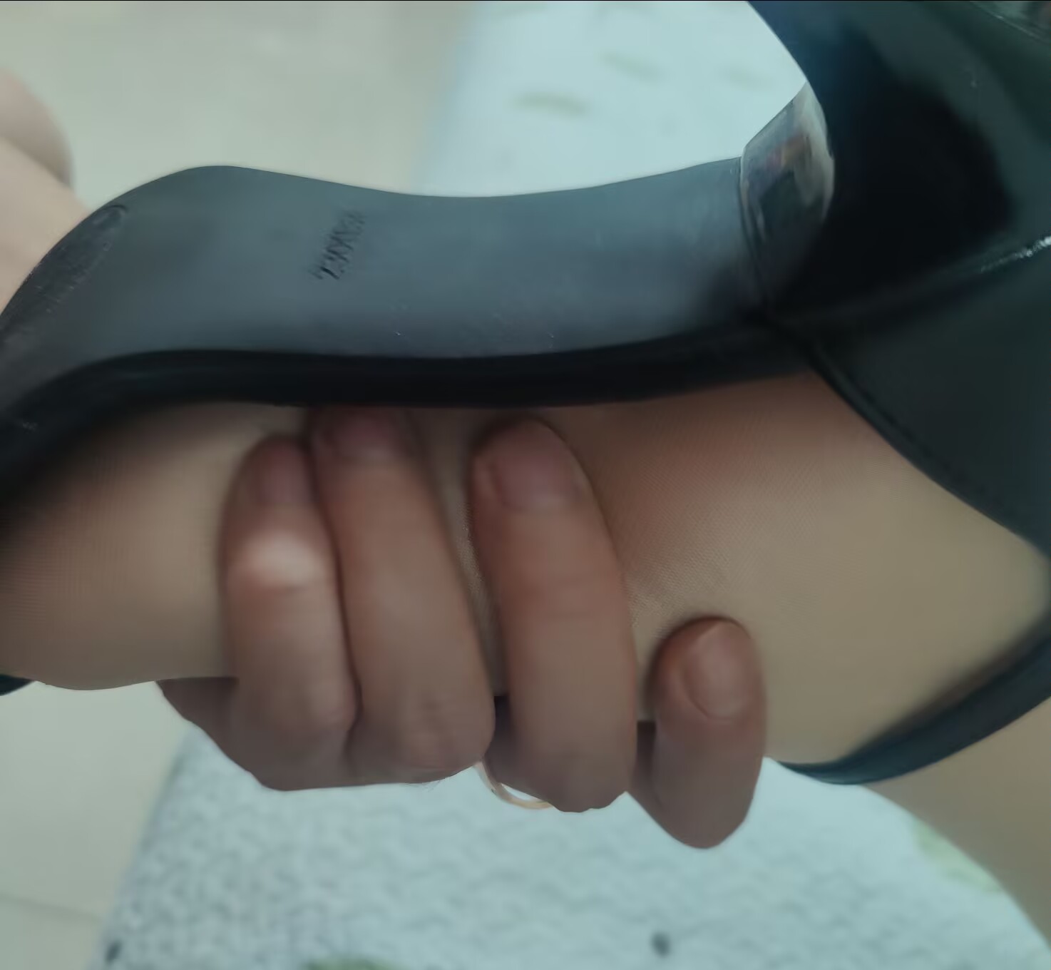 天气晴娇妻被操后又发情足控诱惑